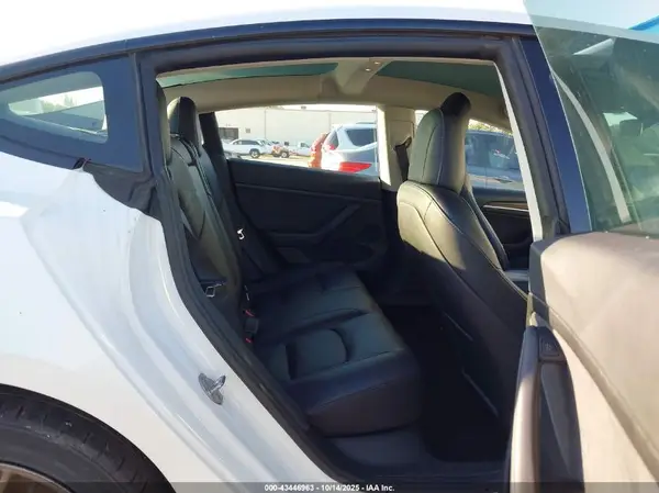 5YJ3E1EA2PF435720 2023 TESLA MODEL 3 - Image 8
