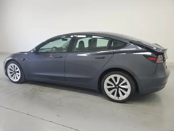 5YJ3E1EA2PF436902 2023 TESLA MODEL 3 - Image 2