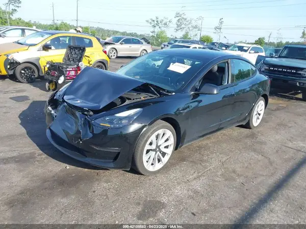 5YJ3E1EA2PF437967 2023 TESLA MODEL 3 - Image 2