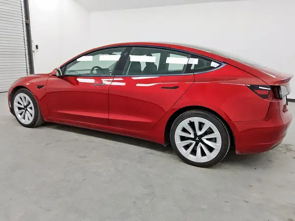 5YJ3E1EA2PF439170 2023 TESLA MODEL 3 - Image 2