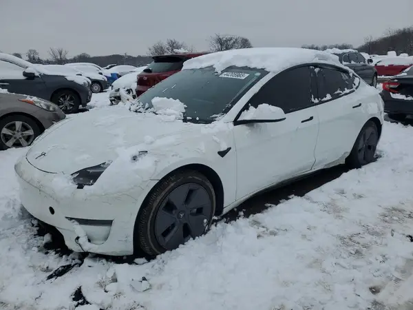 5YJ3E1EA2PF447270 2023 TESLA MODEL 3 - Image 1