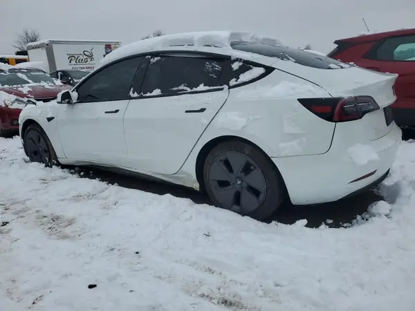 5YJ3E1EA2PF447270 2023 TESLA MODEL 3 - Image 2