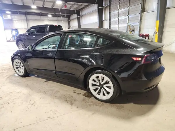 5YJ3E1EA2PF448127 2023 TESLA MODEL 3 - Image 2