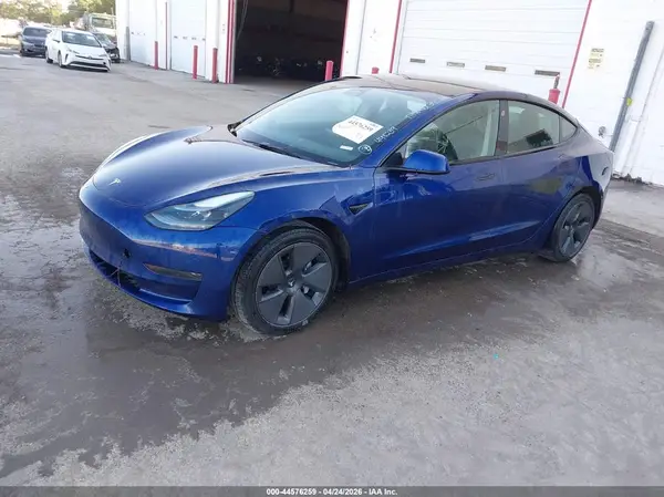 5YJ3E1EA2PF448239 2023 TESLA MODEL 3 - Image 2