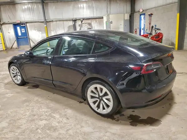 5YJ3E1EA2PF448368 2023 TESLA MODEL 3 - Image 2