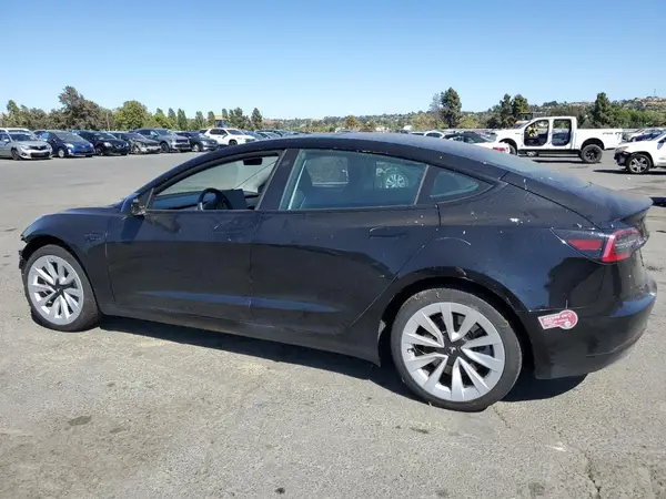 5YJ3E1EA2PF449956 2023 TESLA MODEL 3 - Image 2