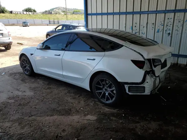 5YJ3E1EA2PF450136 2023 TESLA MODEL 3 - Image 2