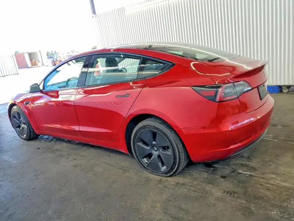 5YJ3E1EA2PF451660 2023 TESLA MODEL 3 - Image 2