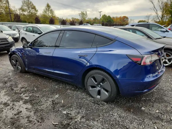 5YJ3E1EA2PF452436 2023 TESLA MODEL 3 - Image 2