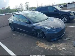 5YJ3E1EA2PF452596 2023 TESLA MODEL 3