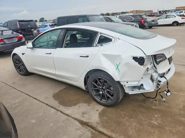 5YJ3E1EA2PF454137 2023 TESLA MODEL 3 - Image 2