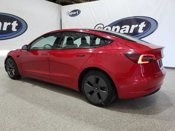 5YJ3E1EA2PF454624 2023 TESLA MODEL 3 - Image 2