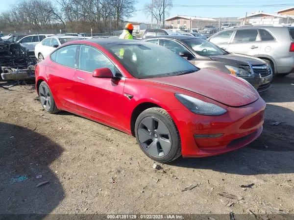 5YJ3E1EA2PF465669 2023 TESLA MODEL 3 - Image 1