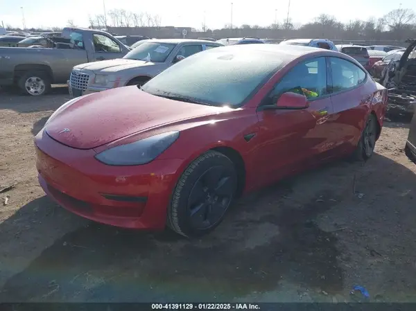 5YJ3E1EA2PF465669 2023 TESLA MODEL 3 - Image 2