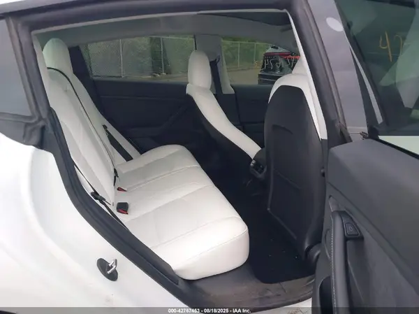 5YJ3E1EA2PF470239 2023 TESLA MODEL 3 - Image 8