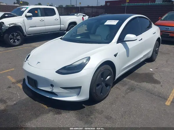 5YJ3E1EA2PF479328 2023 TESLA MODEL 3 - Image 2