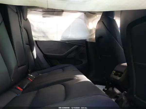 5YJ3E1EA2PF482200 2023 TESLA MODEL 3 - Image 8