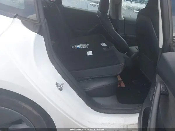 5YJ3E1EA2PF487140 2023 TESLA MODEL 3 - Image 8