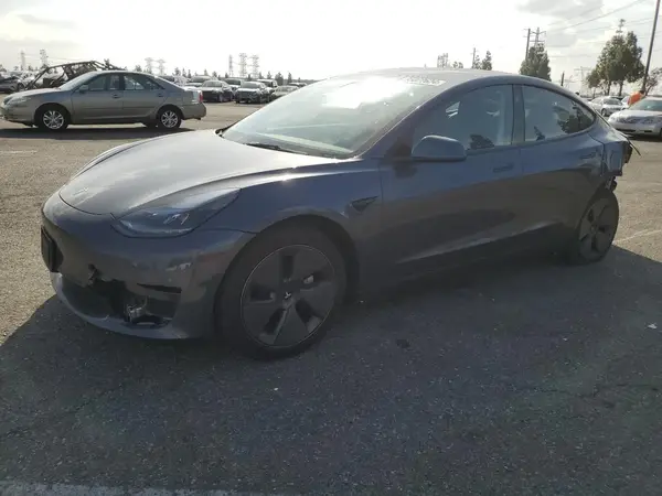 5YJ3E1EA2PF487767 2023 TESLA MODEL 3 - Image 1