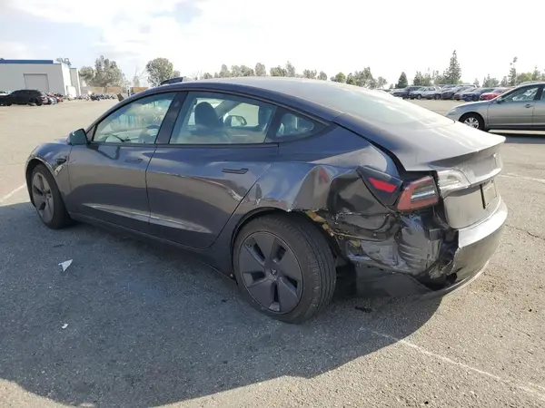 5YJ3E1EA2PF487767 2023 TESLA MODEL 3 - Image 2