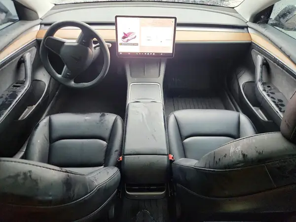 5YJ3E1EA2PF496419 2023 TESLA MODEL 3 - Image 8