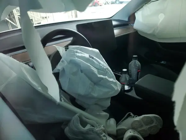 5YJ3E1EA2PF498123 2023 TESLA MODEL 3 - Image 8