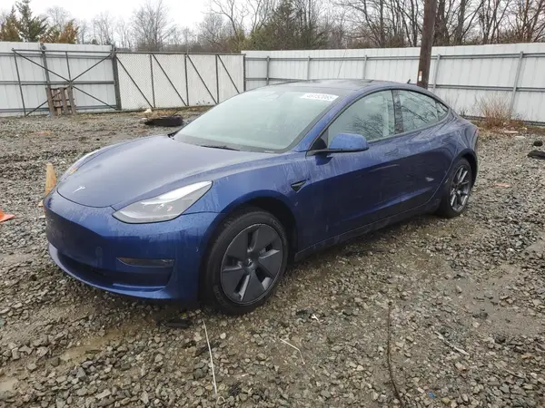 5YJ3E1EA2PF498137 2023 TESLA MODEL 3 - Image 1