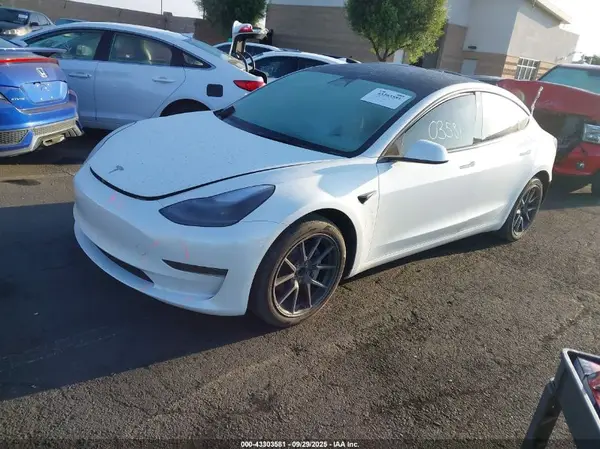 5YJ3E1EA2PF499871 2023 TESLA MODEL 3 - Image 2