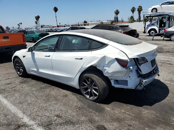 5YJ3E1EA2PF506446 2023 TESLA MODEL 3 - Image 2