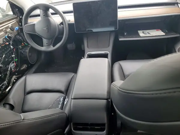 5YJ3E1EA2PF506821 2023 TESLA MODEL 3 - Image 8