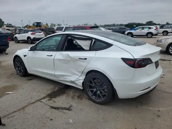 5YJ3E1EA2PF510738 2023 TESLA MODEL 3 - Image 2