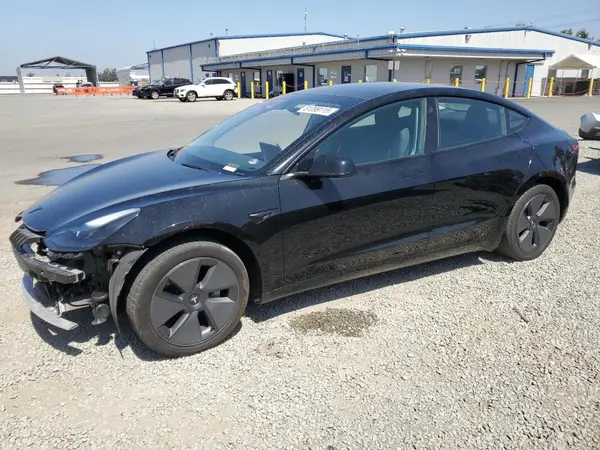 5YJ3E1EA2PF511937 2023 TESLA MODEL 3 - Image 1