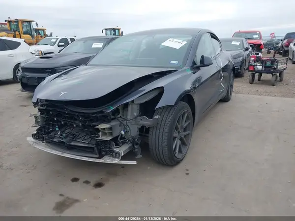 5YJ3E1EA2PF513154 2023 TESLA MODEL 3 - Image 2