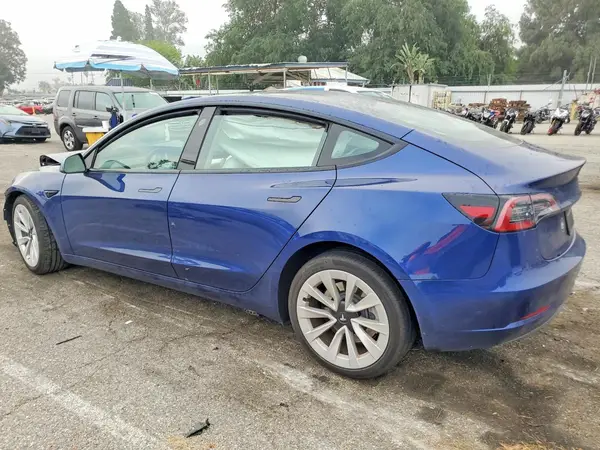 5YJ3E1EA2PF513607 2023 TESLA MODEL 3 - Image 2