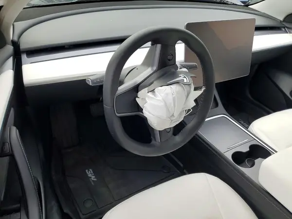 5YJ3E1EA2PF513607 2023 TESLA MODEL 3 - Image 8
