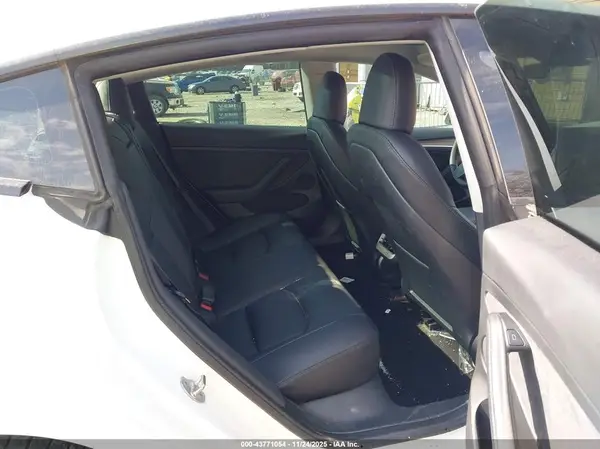 5YJ3E1EA2PF519522 2023 TESLA MODEL 3 - Image 8