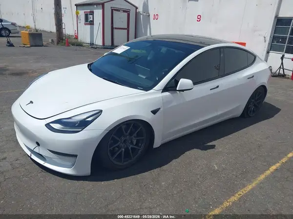 5YJ3E1EA2PF541908 2023 TESLA MODEL 3 - Image 2