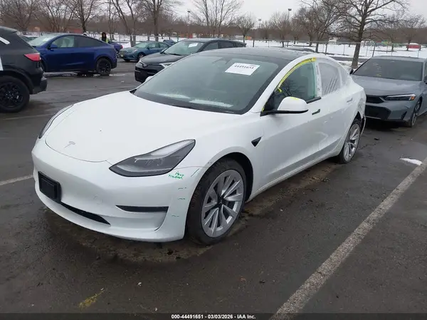 5YJ3E1EA2PF542265 2023 TESLA MODEL 3 - Image 2