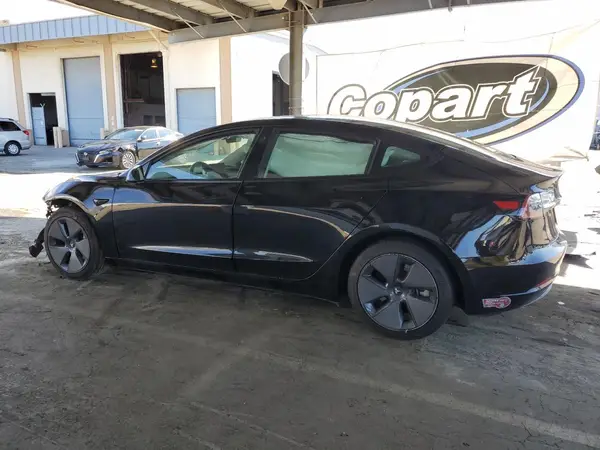5YJ3E1EA2PF544629 2023 TESLA MODEL 3 - Image 2