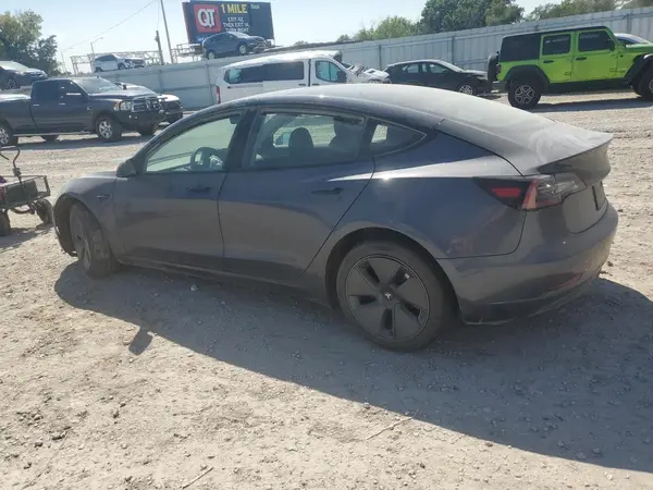 5YJ3E1EA2PF549796 2023 TESLA MODEL 3 - Image 2