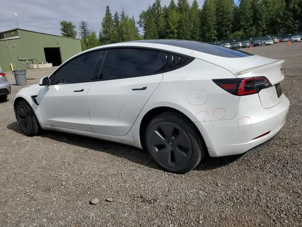 5YJ3E1EA2PF552214 2023 TESLA MODEL 3 - Image 2