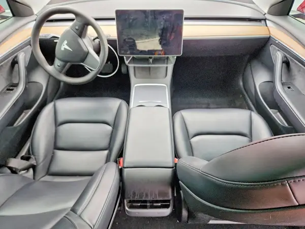 5YJ3E1EA2PF553220 2023 TESLA MODEL 3 - Image 8