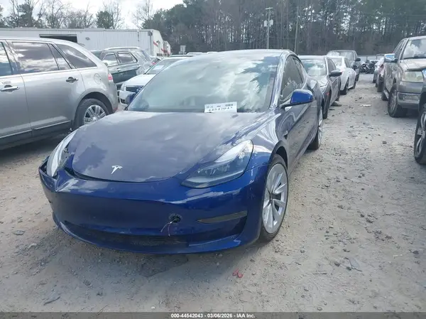 5YJ3E1EA2PF553671 2023 TESLA MODEL 3 - Image 2