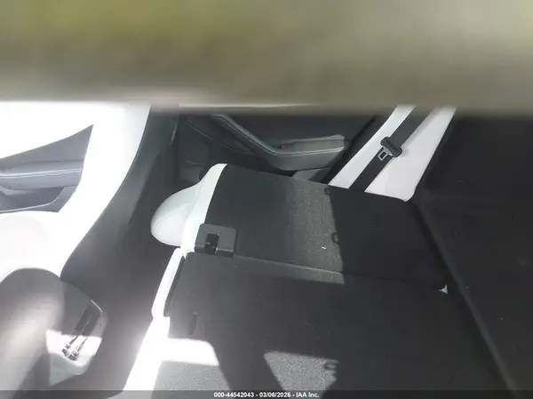 5YJ3E1EA2PF553671 2023 TESLA MODEL 3 - Image 8