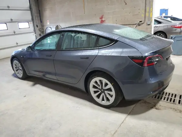 5YJ3E1EA2PF558725 2023 TESLA MODEL 3 - Image 2