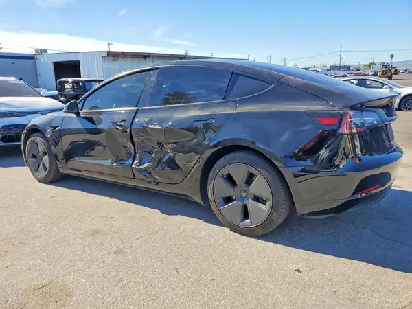 5YJ3E1EA2PF563259 2023 TESLA MODEL 3 - Image 2