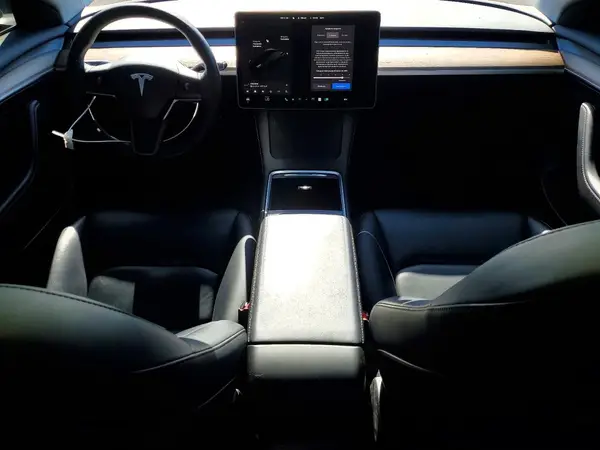 5YJ3E1EA2PF563259 2023 TESLA MODEL 3 - Image 8