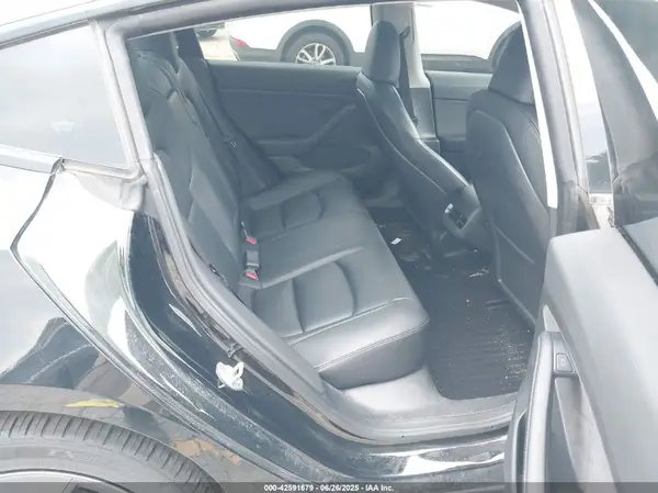 5YJ3E1EA2PF565710 2023 TESLA MODEL 3 - Image 8