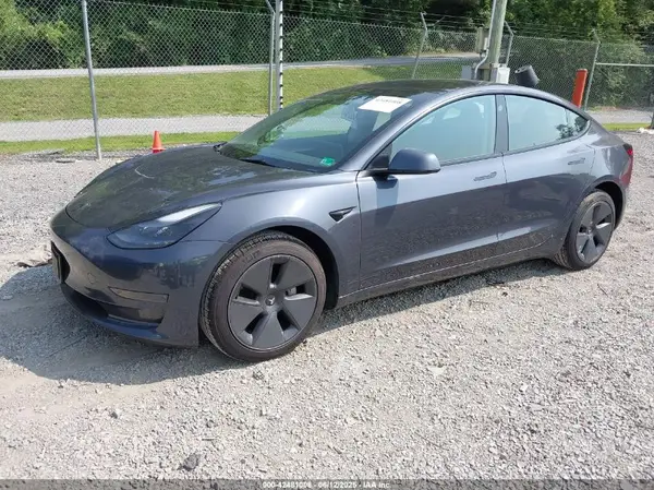5YJ3E1EA2PF566047 2023 TESLA MODEL 3 - Image 2