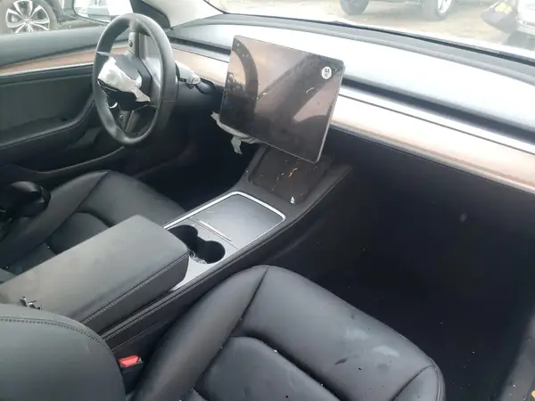 5YJ3E1EA2PF575878 2023 TESLA MODEL 3 - Image 8
